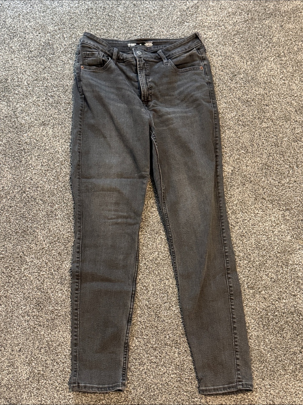 Old Navy 360 Stretch Extra High Rise Rockstar Super Skinny Jeans